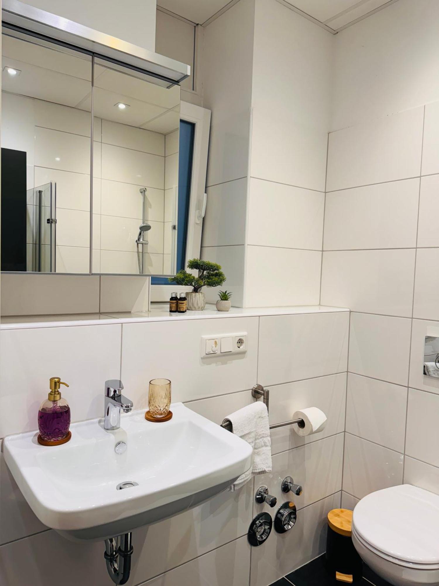 Klassen Stay - Designer Altbau Apartment Mit 2 Zimmer - Naehe Zentrum Und Rhein Koblenz  Exterior photo